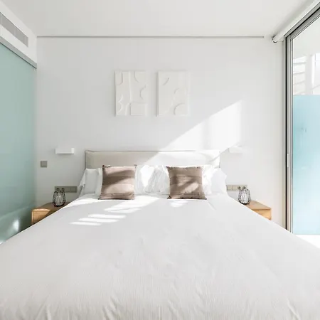 Higueron Med&sand アパート フエンヒロラ